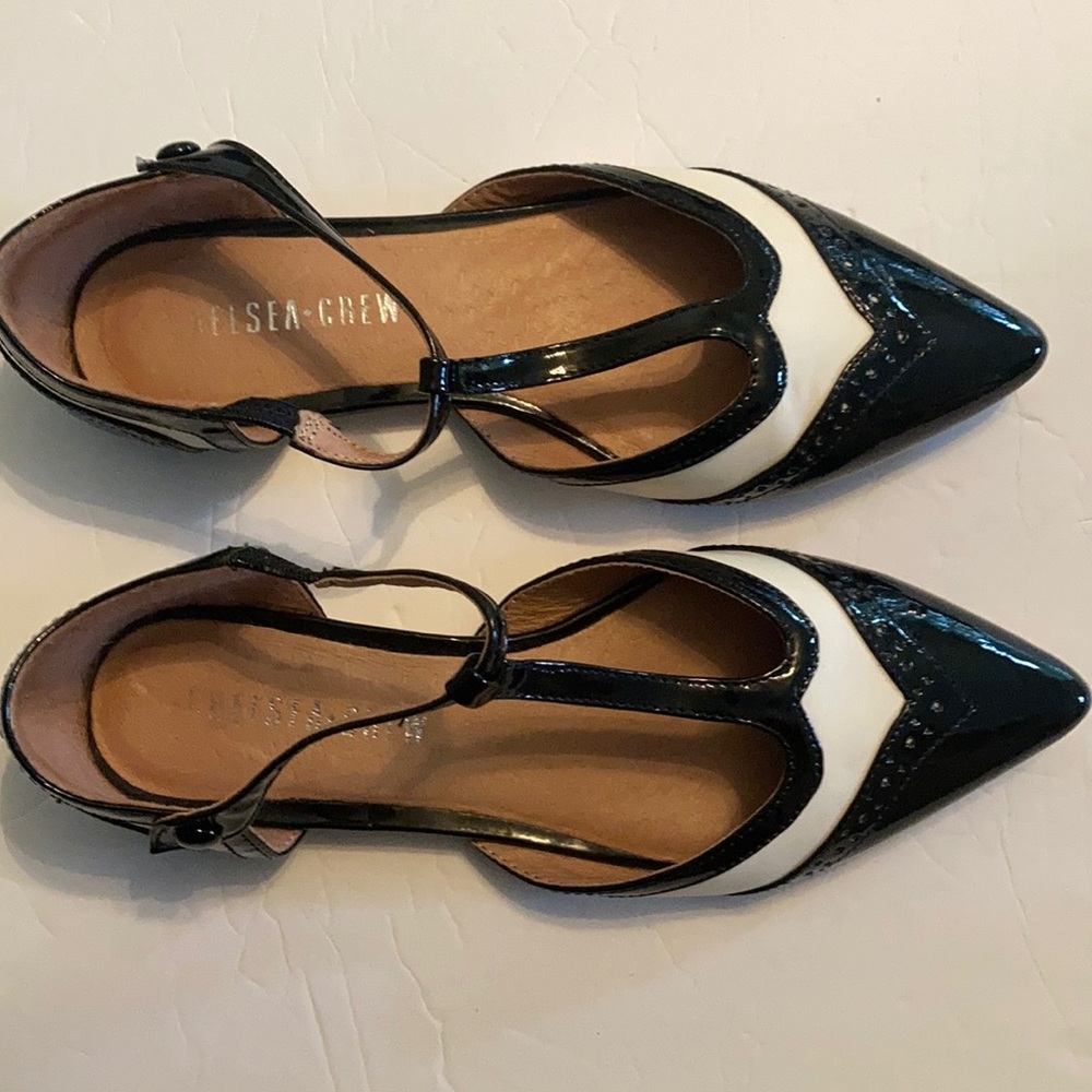 Chelsea Crew Black T-Strap Women's Shoes, 6.5M